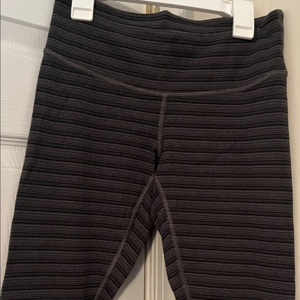 Lululemon Athletica Wunder Under Crop II Leggings - Size 4